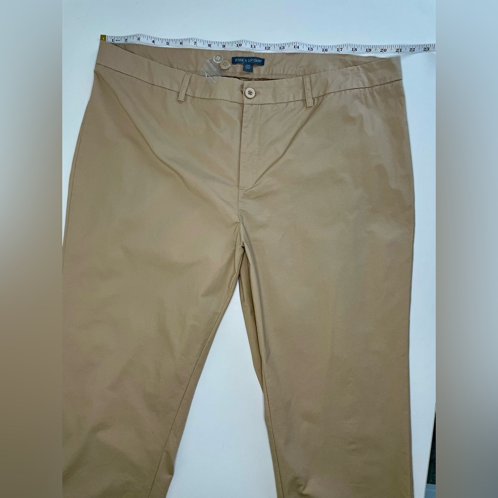 Jessica London NWOT Women's Khaki Chinos Capris Tan Plus Size 18W - Picture 3 of 11